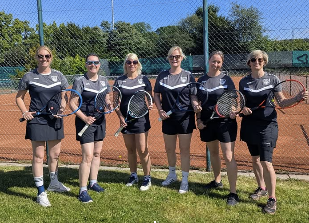 Damen-Hobbymannschaft Tennis von Schwarz-Weiß Esch