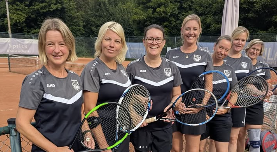 Tennisdamen von Schwarz-Weiß Esch