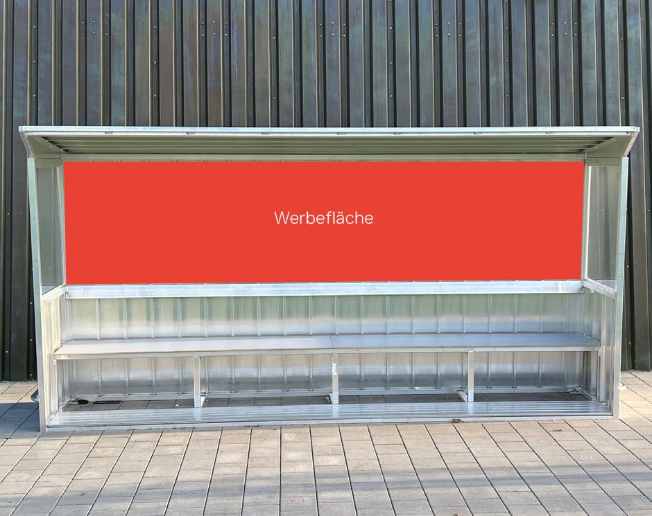 Trainerbank Kunstrasenplatz